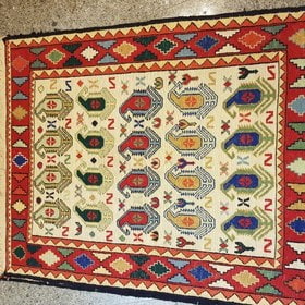 تصویر 1 از گلیم وزنی با دوام و استفاده طولانی مدت